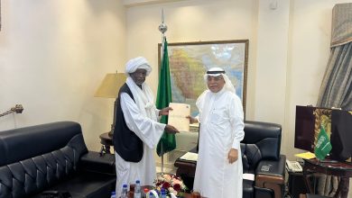 السفير السعودي يستقبل مدير مركز العز بن عبدالسلام الثقافي