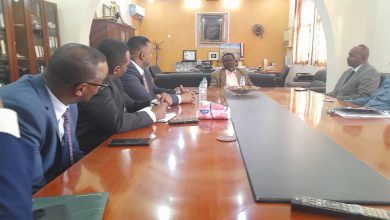 مدير جامعة الرباط الوطني يستقبل وفدا من البنك السعودي السوداني