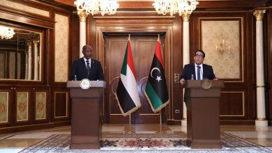 البرهان والمنفي يرفضان اي تدخلات خارجية في شؤون بلديهما